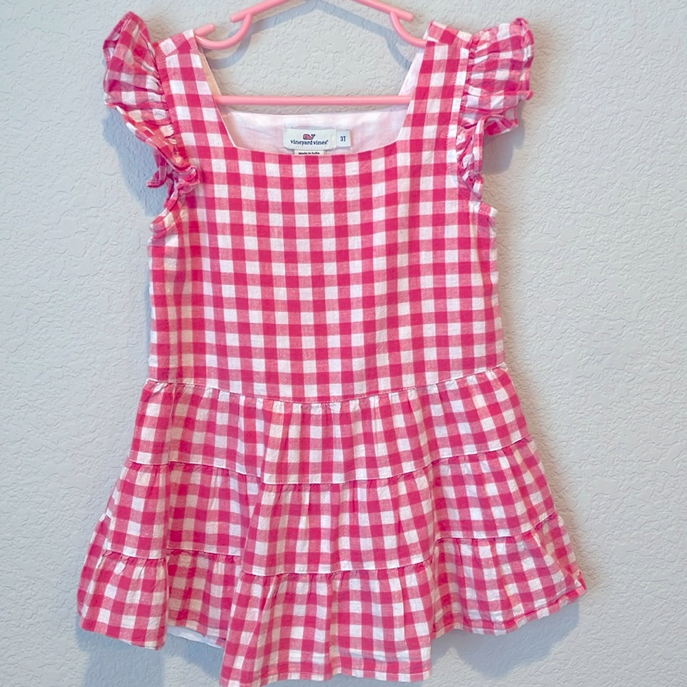 Vineyard Vines Girls’ checkered dress